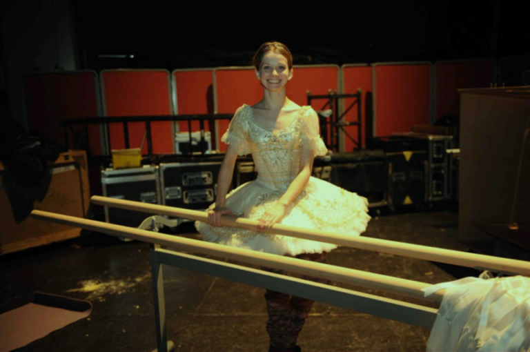 Bolshoi star dancer and Spectat ballet barres - Fanny® model